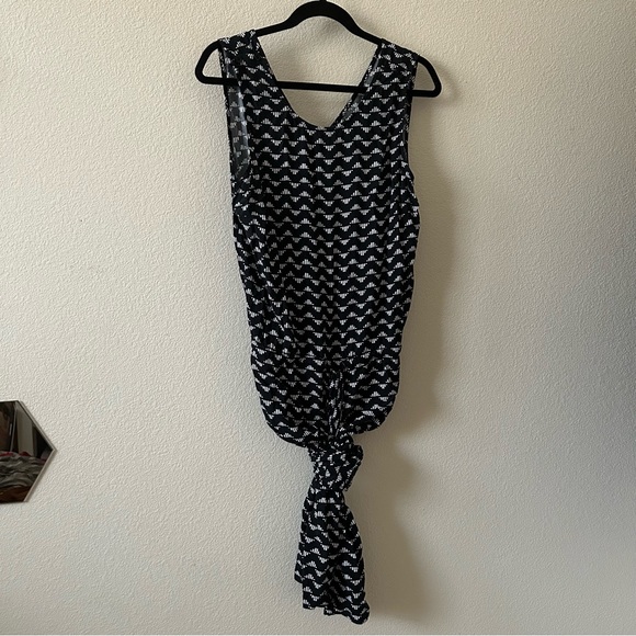 Old Navy Black and White Chevron -ish print Jumpsuit - Picture 3 of 5